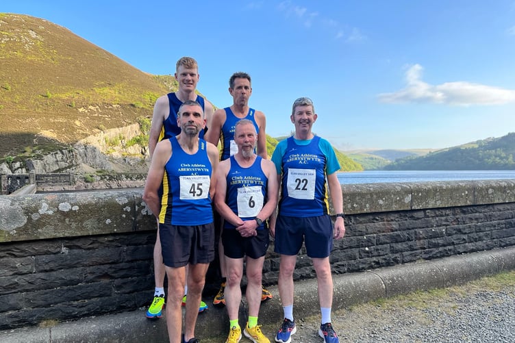 Gethin Holland, Mel Hopkins, Paul Williams, Dave Humphreys and Deian Creunant at Cwm Elan 5k 2023