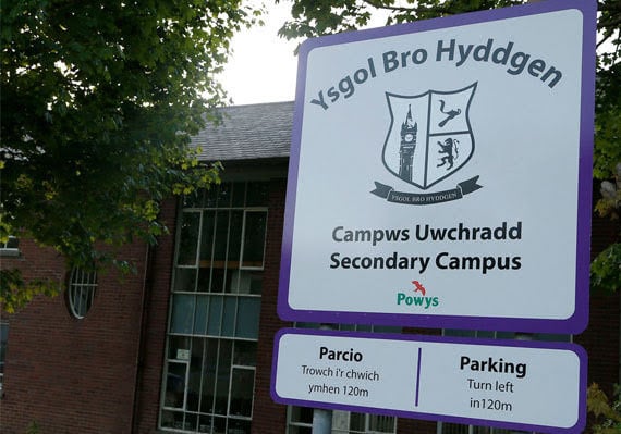 Mach school makes 'sufficient progress' on concerns