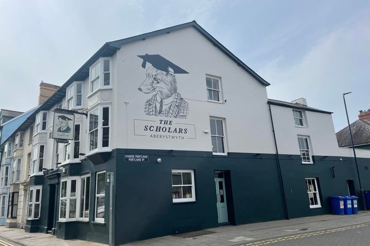 scholars pub