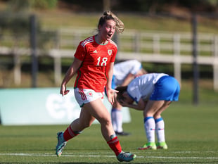 Casi Gregson enjoys fantastic season with Ceredigion and Cymru