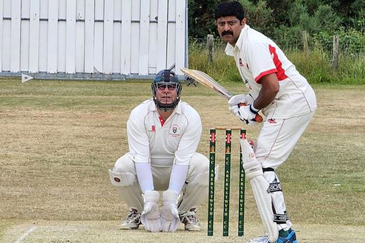 Number 11 Milton John hit an unbeaten 21  to frustrate Commonenrs Talybont rachels v Commoners 100623
