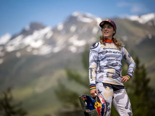 WATCH: Fastest mum Rachel Atherton wins 40th Downhill MTB World Cup