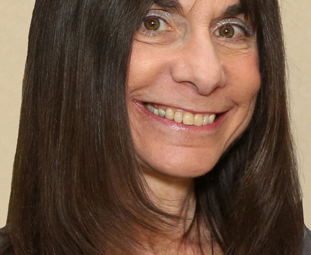 Leading expert on twin studies presents research at Aberystwyth