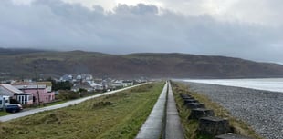 Authorities dismiss alternative plan for flood-threatened village