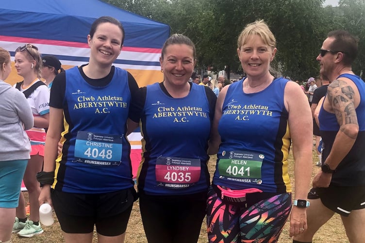 Christine Zarges, Lyndsey Wheeler, Helen Williams at Swansea half marathon  2023