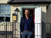 S4C yn partneru gyda Ryan Reynolds i lansio Welsh Wednesdays