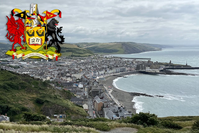 Four stand for vacant town council seat