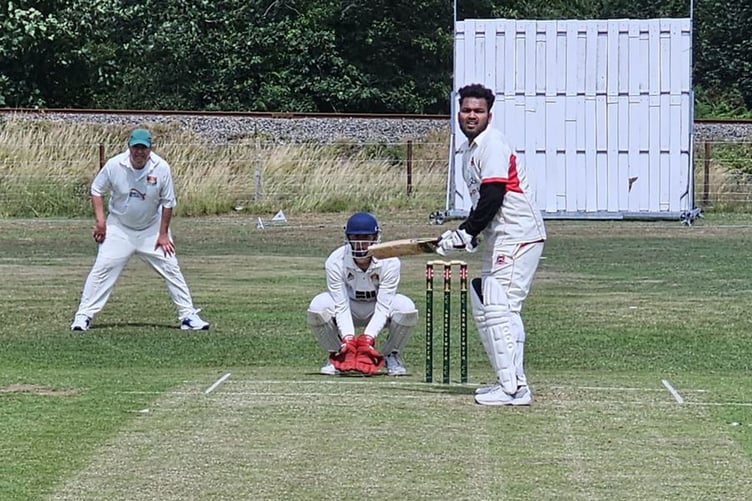 Bava Vasu closely watched by keeper Steffan Davies and Jim Vaughan, Rachels Talybont v Abreystwyth 010723