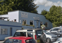 Top food hygiene rating for nine Gwynedd cafes, pubs and takeaways