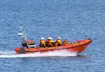 Fears for public after car goes over cliff at Aberdaron