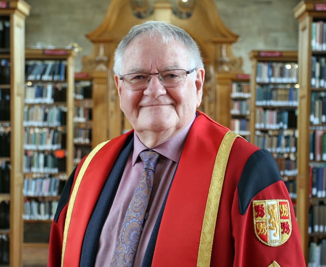 Public figures receive honorary degrees from Bangor University