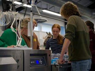 Pupils gain insight into life as a university veterinary student
