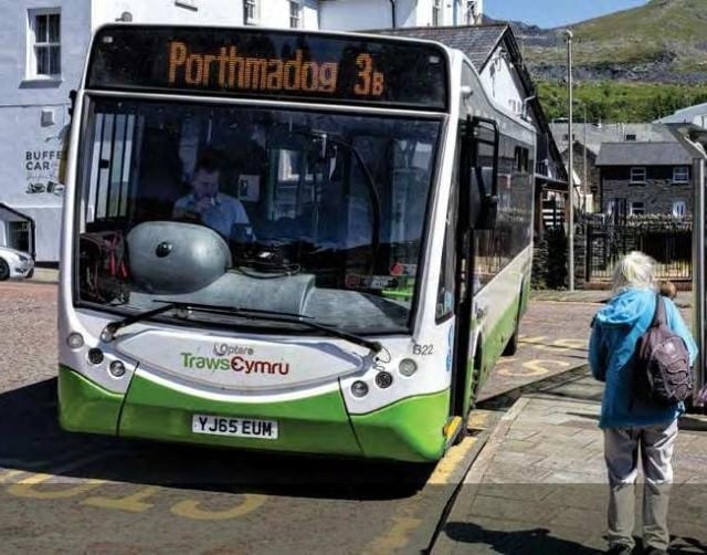 Residents left ‘high and dry’ as Gwynedd bus service reduced 