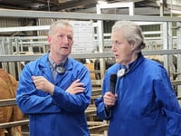 Dunbia hosts world-renowned animal welfare expert