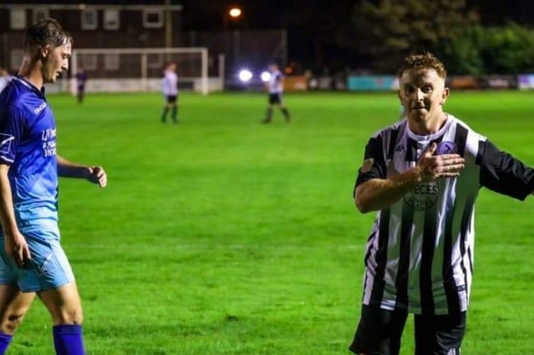 New Barmouth manager Ceri Roberts (right) is a familiar face at Wern Mynach