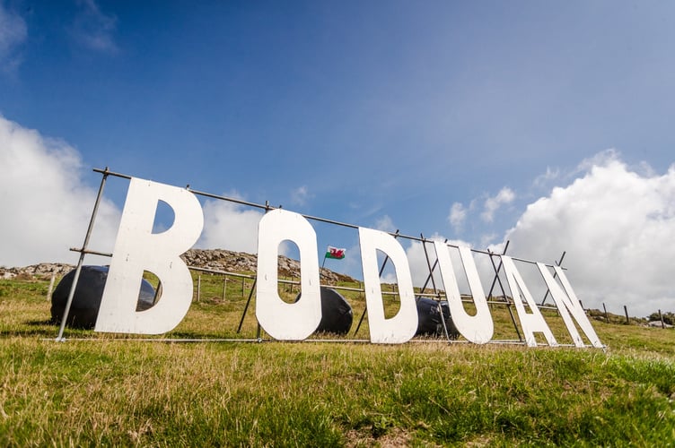 The Boduan sign has been inspired by Hollywood