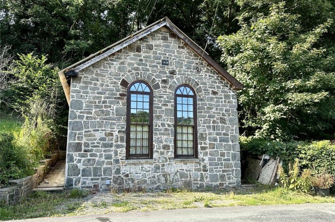cwmbelan chapel