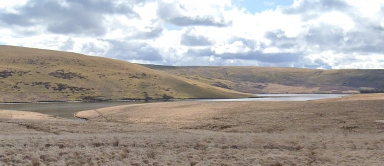 Plans for a mobile phone mast near the Craig Goch reservoir near Rhayader have been refused by Powys planners