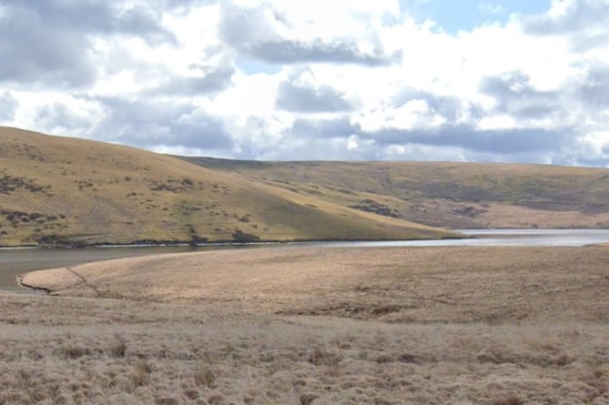 Plans for a mobile phone mast near the Craig Goch reservoir near Rhayader have been refused by Powys planners