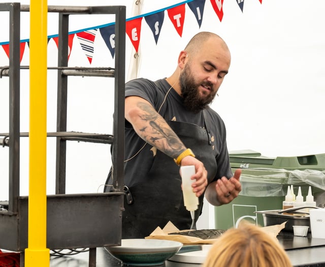 Sun shines down on sixth Aberdyfi Food Festival