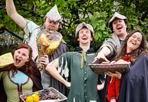 Robin Hood prepares to storm Cardigan Castle!