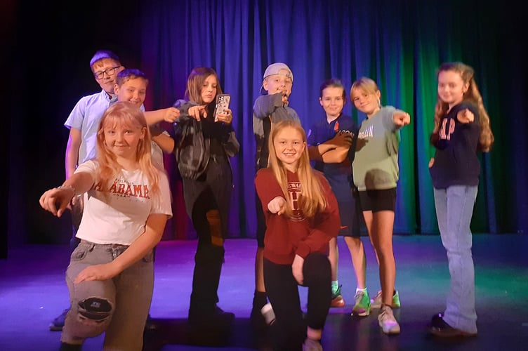 Barmouth Dragon Theatre Drama Club