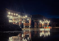 WATCH: Test lift of 160-tonne metallic span in Barmouth viaduct works