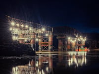 WATCH: Test lift of 160-tonne metallic span in Barmouth viaduct works
