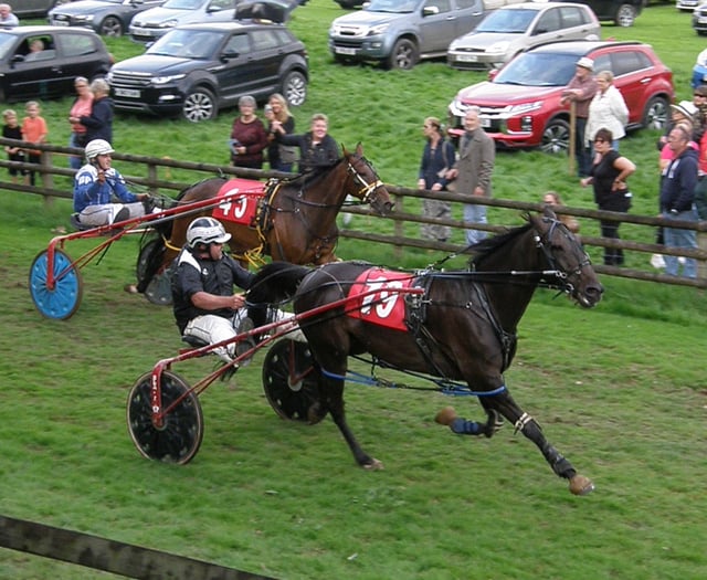 Ayr Major takes the mile and a half after exciting day's racing