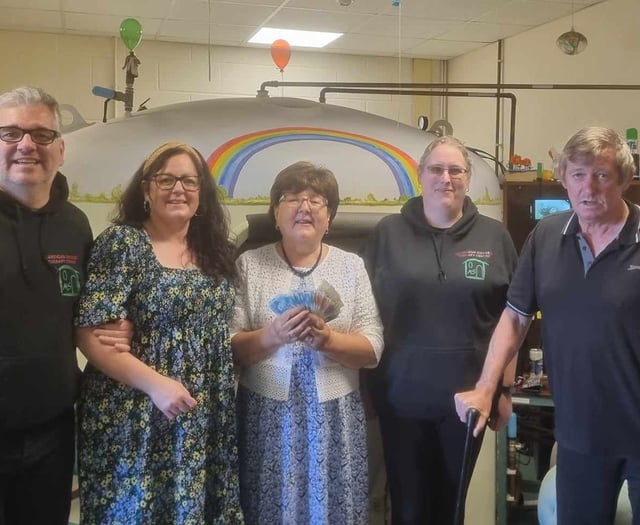 £2,500 concert proceeds donated to Cardigan Oxygen Therapy Centre