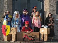 Theatre group’s raft raises money for cylch meithrin