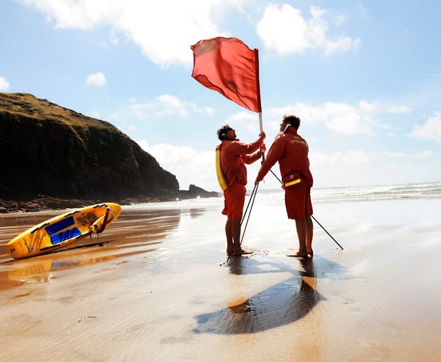 Ceredigion beachgoers urged to stay safe as lifeguard cover ends