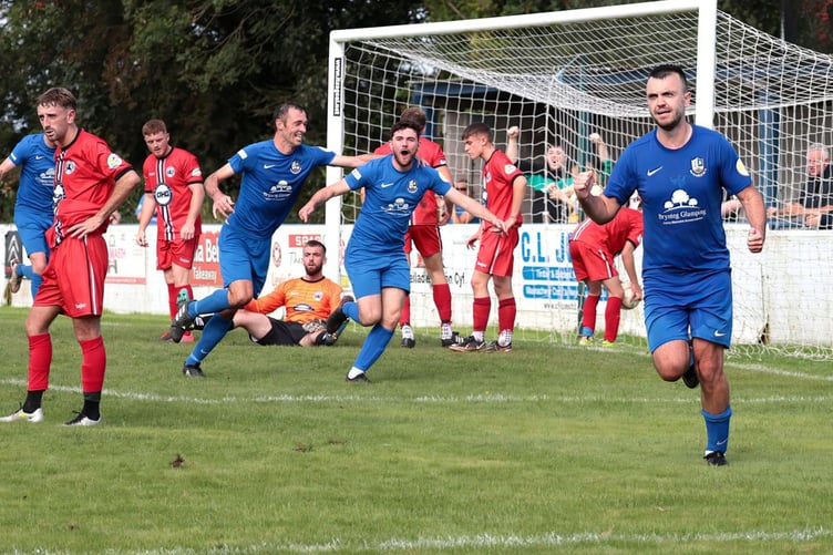 llangefni 4 pwllheli 2 Ardal North west 020923