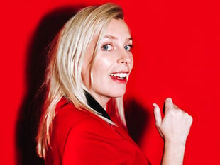 Comedian Sara Pascoe brings new stand-up tour to Aberystwyth