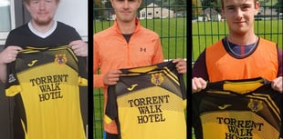 Redgrift hat-trick helps Dolgellau to the top of the table