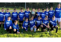 Sponsors present new kit to Nefyn Under 13s 