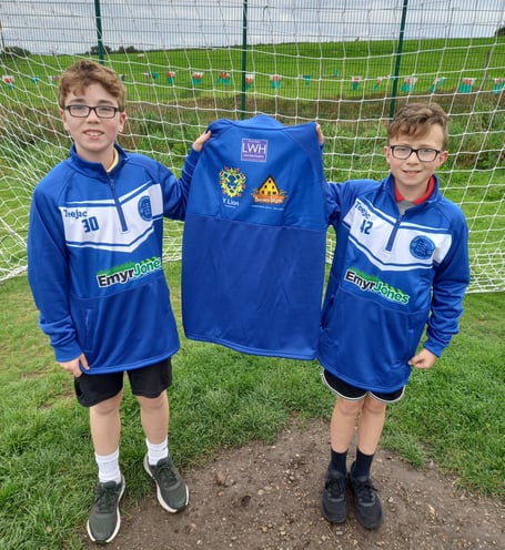 Nefyn training tops