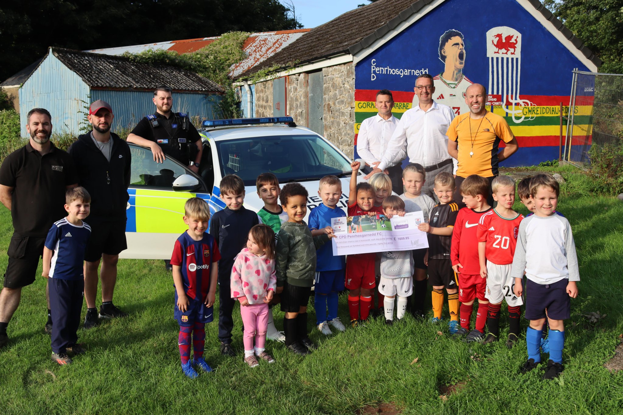 Clubs get police funds to reduce bad behaviour