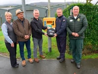 Council contributes to new defibrillator