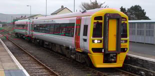 MP goes to Barmouth to hear how trains losses will impact constituents