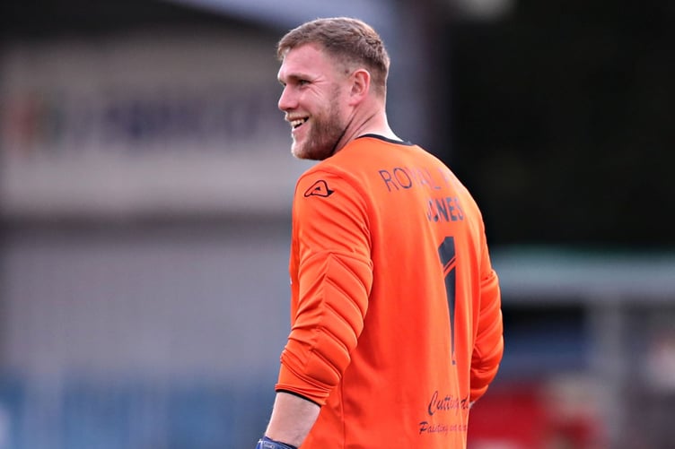NEWTOWN, POWYS, WALES - 26th AUGUST 2023 - Aberystwyth's Dave Jones during Newtown AFC vs Aberystwyth Town in Round 3 of the JD Cymru Premier at Latham Park, Newtown (Pic by Sam Eaden/FAW)