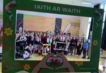 Dathlu’r Gymraeg ar Ddiwrnod Shwmae Su’mae