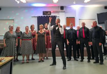 1960s-inspired concert raises over £1,000 for local good causes