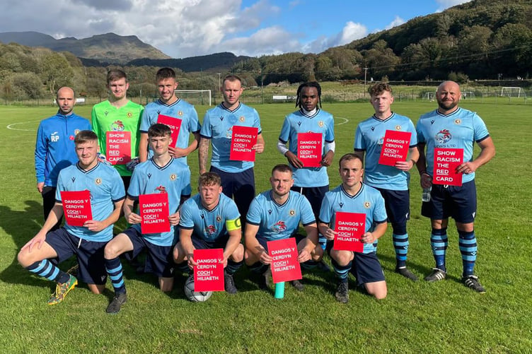 Penrhyndeudraeth supporting the Show Racism the Red Card campaign