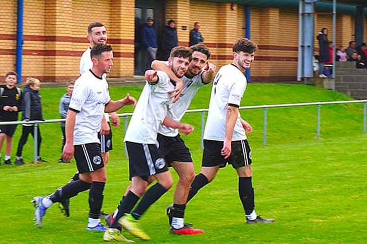 Celebrations after Pwllheli take the lead against Hawarden
