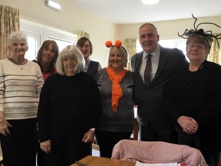 Community centre welcomes parliamentary candidate