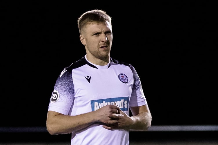 BALA, WALES - 04 NOVEMBER 2022: Bala Town's Nathan Peate during the JD Cymru Premier league fixture between Bala Town F.C & Aberystwyth Town F.C at the Maes Tegid Stadium 4th November, 2022, Bala, Wales. (Pic By John Smith/FAW)