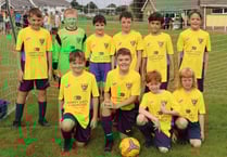 Ystwyth Falcons thanks sponsors for smart new kit