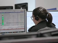 How fast does your police force answer 999 calls?