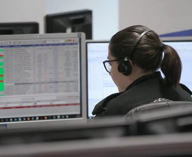 How fast does your police force answer 999 calls?